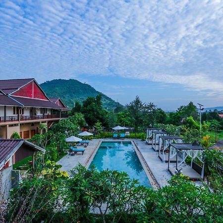 Boreirum Thmorda Hotel Resort Kampot Buitenkant foto