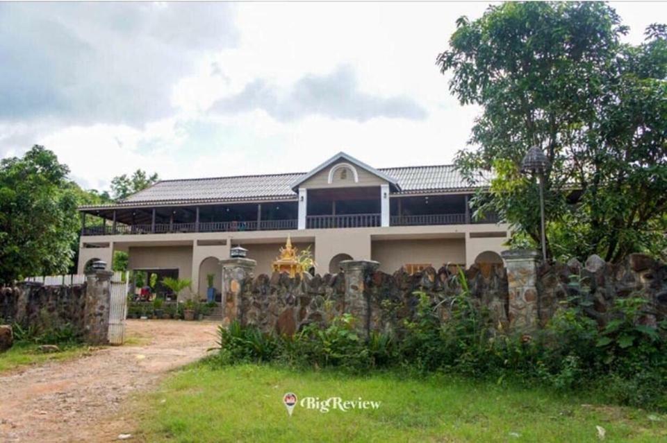 Boreirum Thmorda Hotel Resort Kampot Buitenkant foto